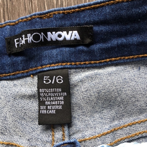 Fashion Nova Skinny Jeans - Picture 5 of 6